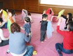 わらべうたの会布を使った手遊び